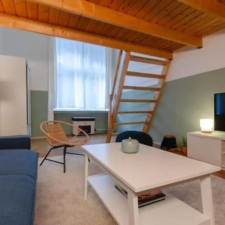 Cosy Apartment In Central District. Boedapest Buitenkant foto