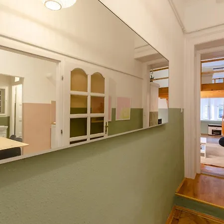 Cosy Apartment In Central District. Boedapest Buitenkant foto